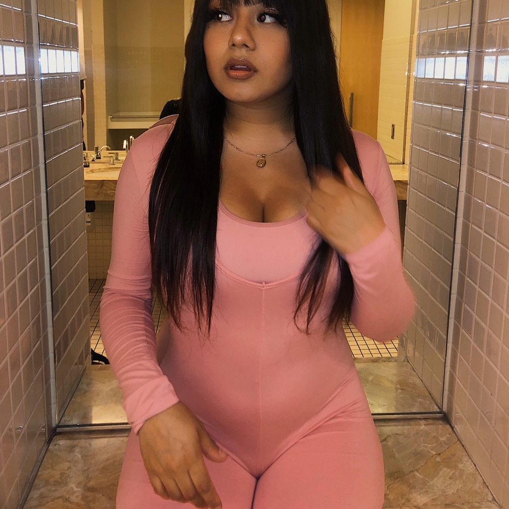 PINK ROMPER - Picture 2 of 3